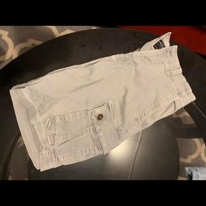 Men’s grey shorts